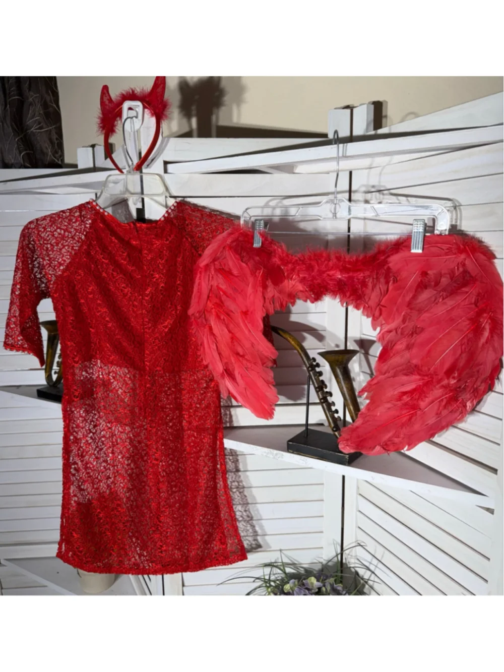 She Devil child's Halloween costume dress red lace horns wings girls sz 9